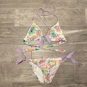 Victoria’s Secret bikini